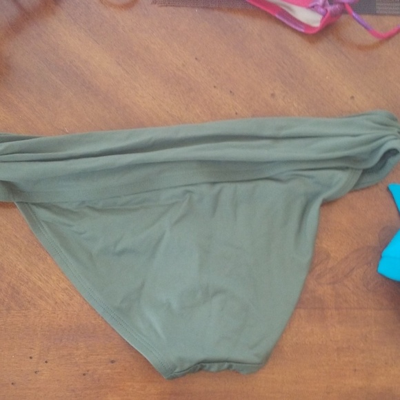 VS Bikini bottom - Picture 2 of 2